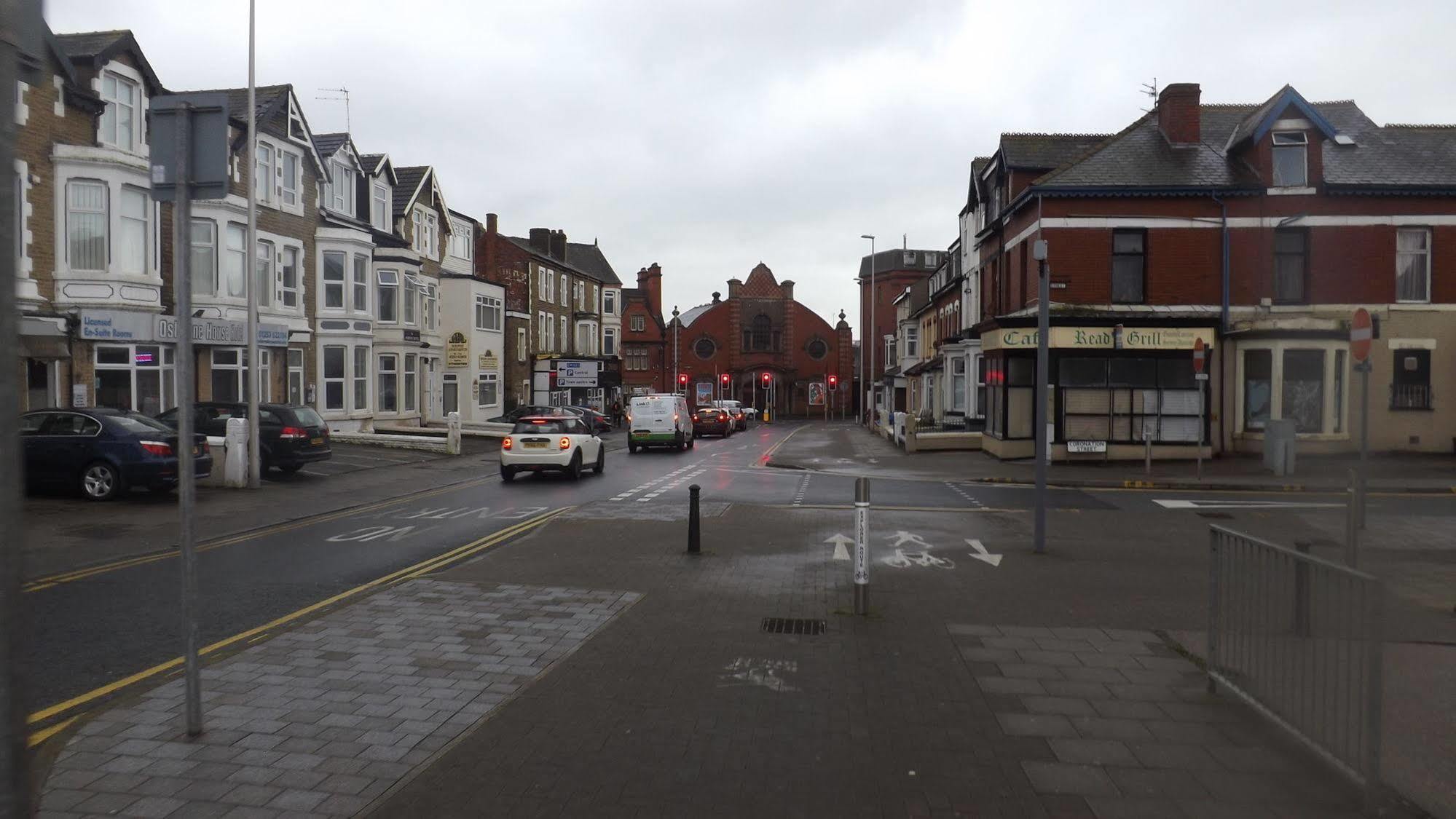 Friends Hotel Blackpool Luaran gambar